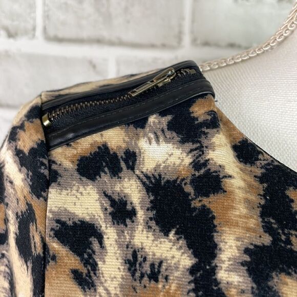 Jaclyn Smith Collection Animal Print 3/4 Sleeve Shift Dress Size Small - Picture 3 of 11